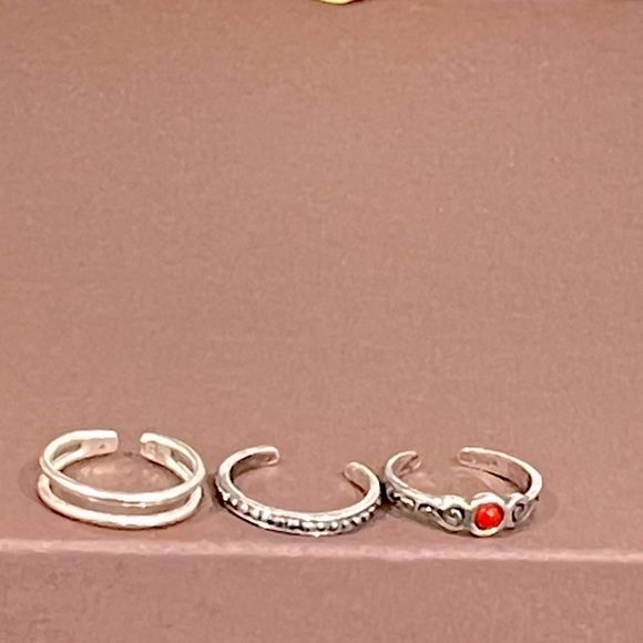 Silpada set of three sterling silver toe rings - Picture 1 of 9